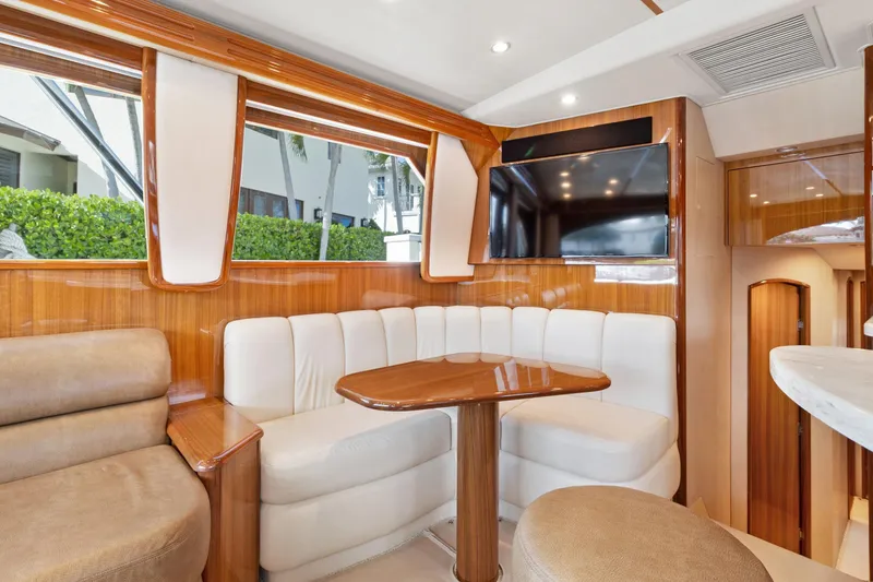 Lysea Lu Yacht Photos Pics Dinette forward to port