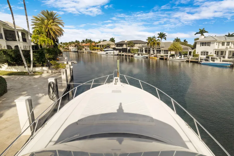 Lysea Lu Yacht Photos Pics Bow seating from center of flybridge