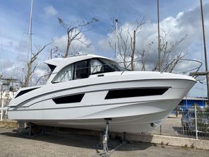 2023 Beneteau Antares 9 OB