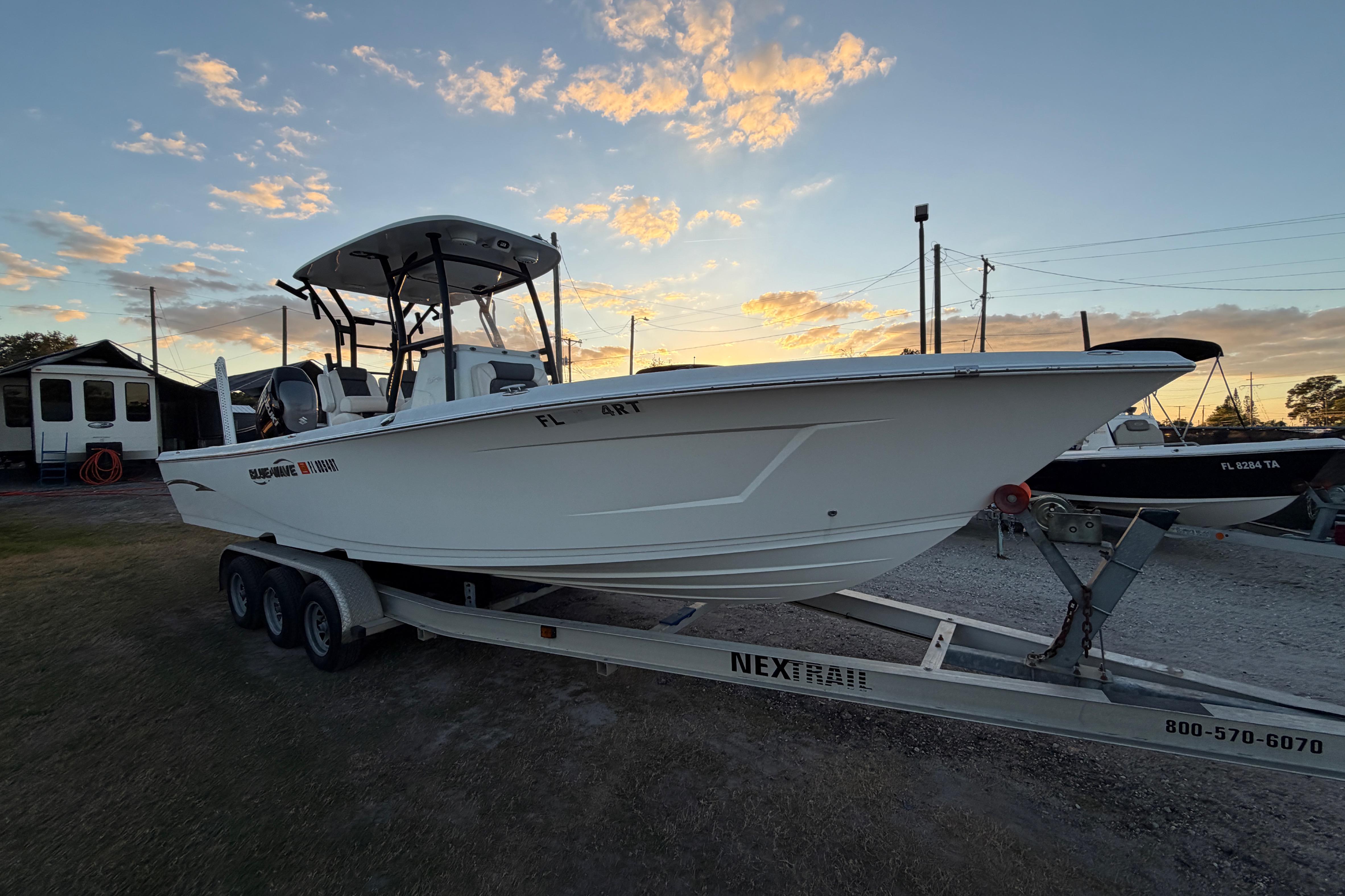 Blue Wave 2800 Pure Hybrid