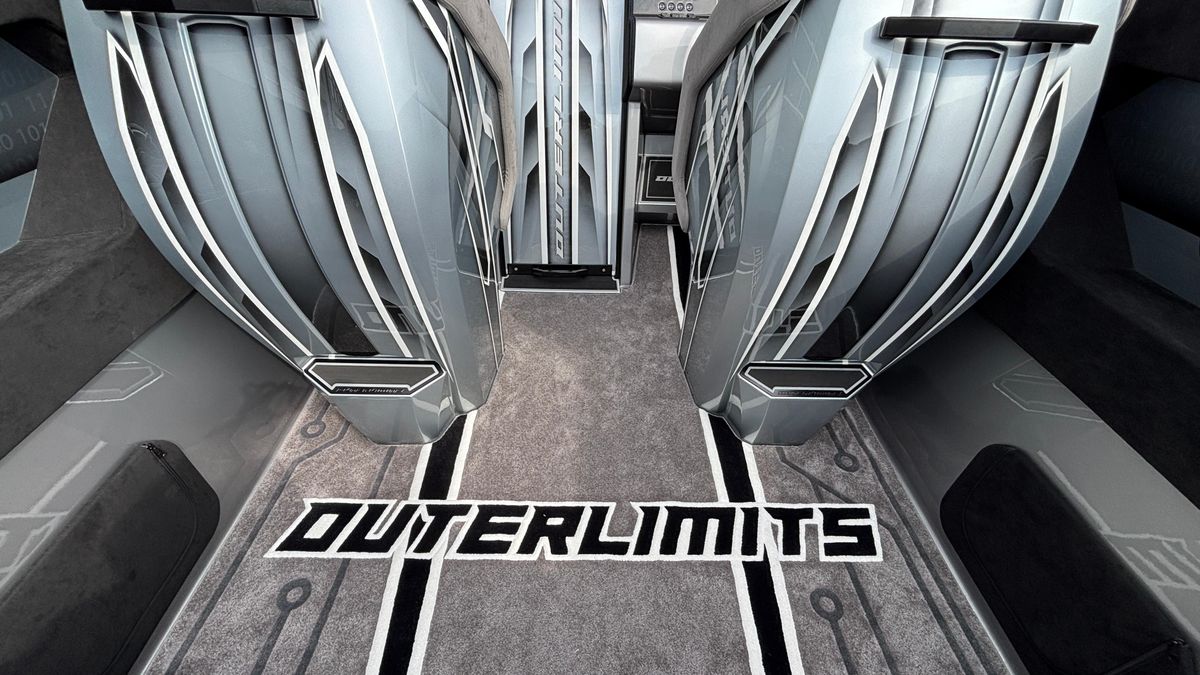 2025 Outerlimits 50 