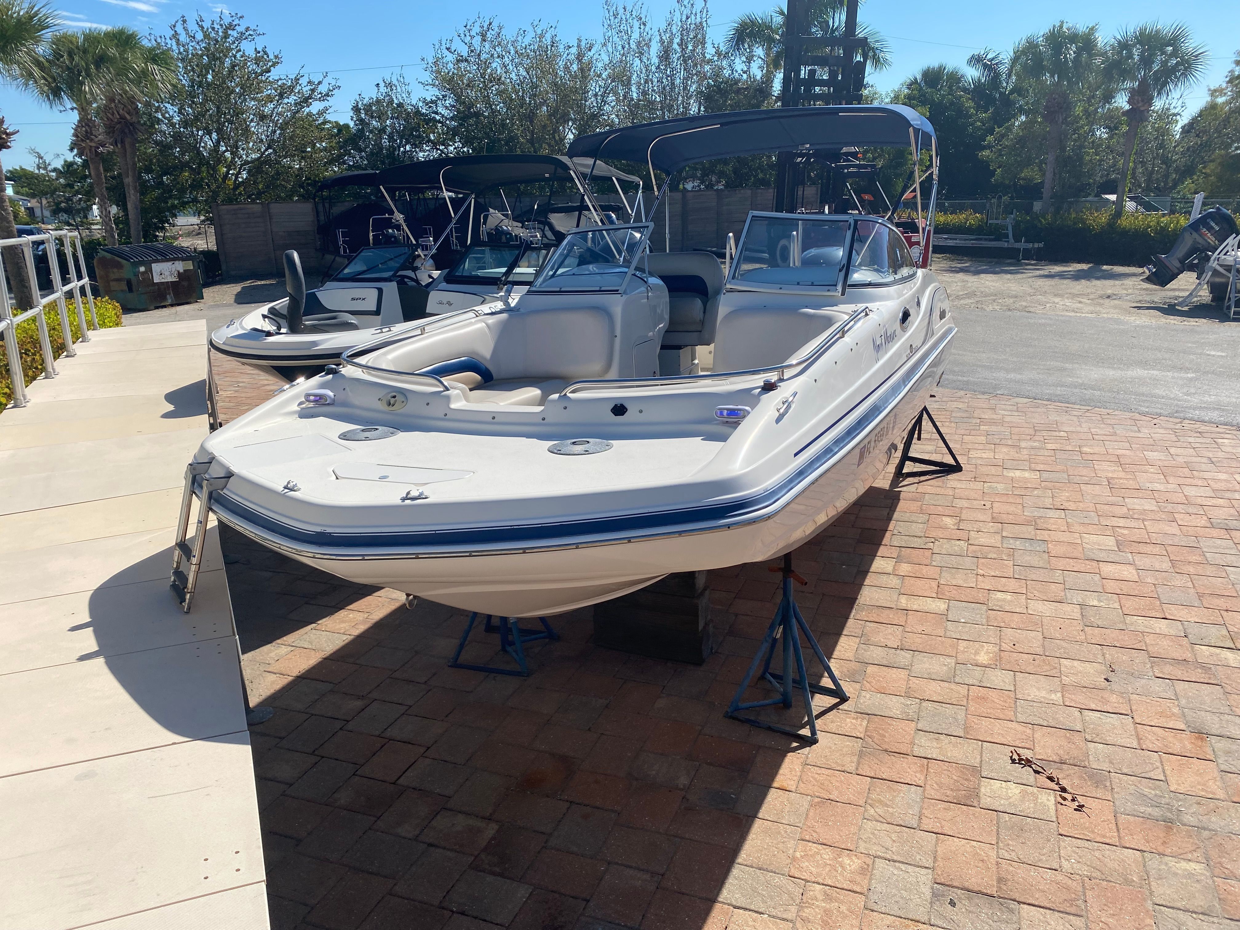 Hurricane SUNDECK 237