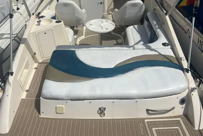2001 Rinker 232 CC