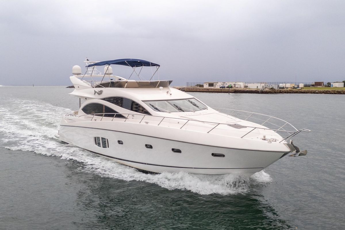 2008 Sunseeker 70 