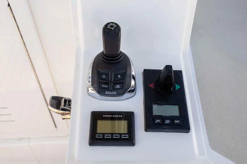 Yeomalt Yacht Photos Pics Control panel of a 2014 Grand Banks 50 Eastbay SX yacht.