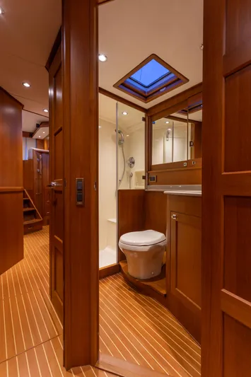 Yeomalt Yacht Photos Pics Luxurious bathroom on the 2014 Grand Banks 50 Eastbay SX yacht.