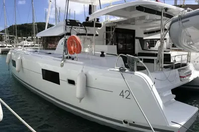 Lagoon LAGOON 42