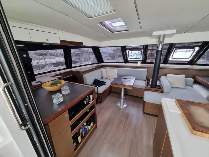  Yacht Photos Pics Nautitech Open 46 - 2020 - Intérieur - Carré