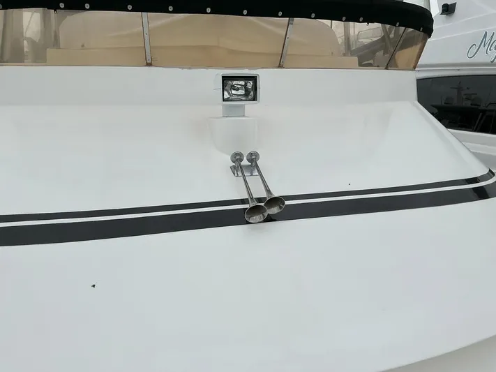 Jamis Lee Yacht Photos Pics 