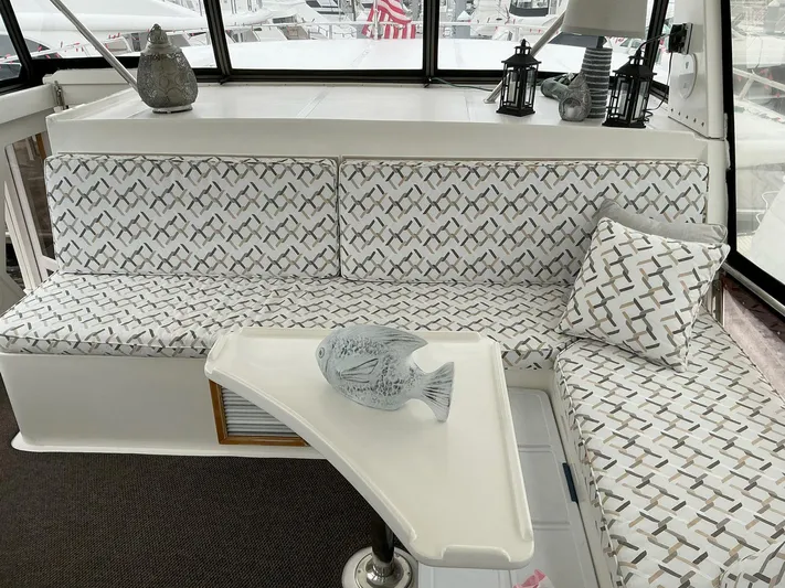 Jamis Lee Yacht Photos Pics 