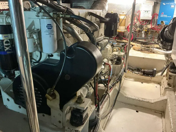 Jamis Lee Yacht Photos Pics 