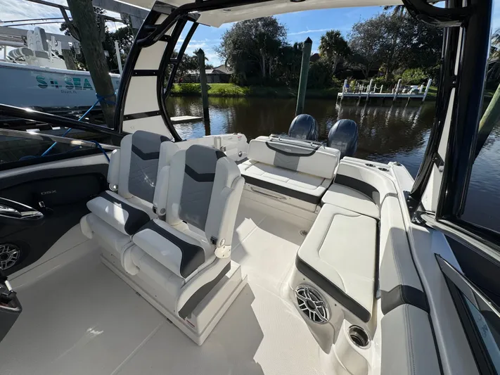  Yacht Photos Pics Interior of 2023 Chaparral 280 OSX with luxurious seating.