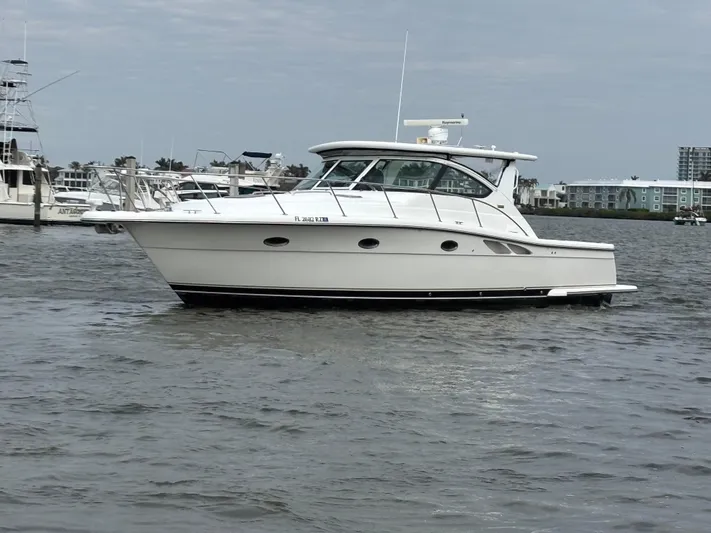 Celebration Yacht Photos Pics 
