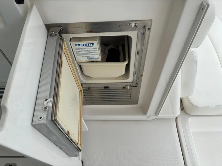 Celebration Yacht Photos Pics 