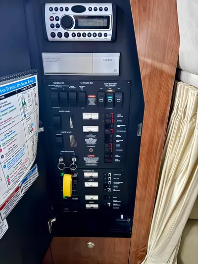  Yacht Photos Pics Electrical panel of 2006 Sea Ray 340 Sundancer boat with stereo system.