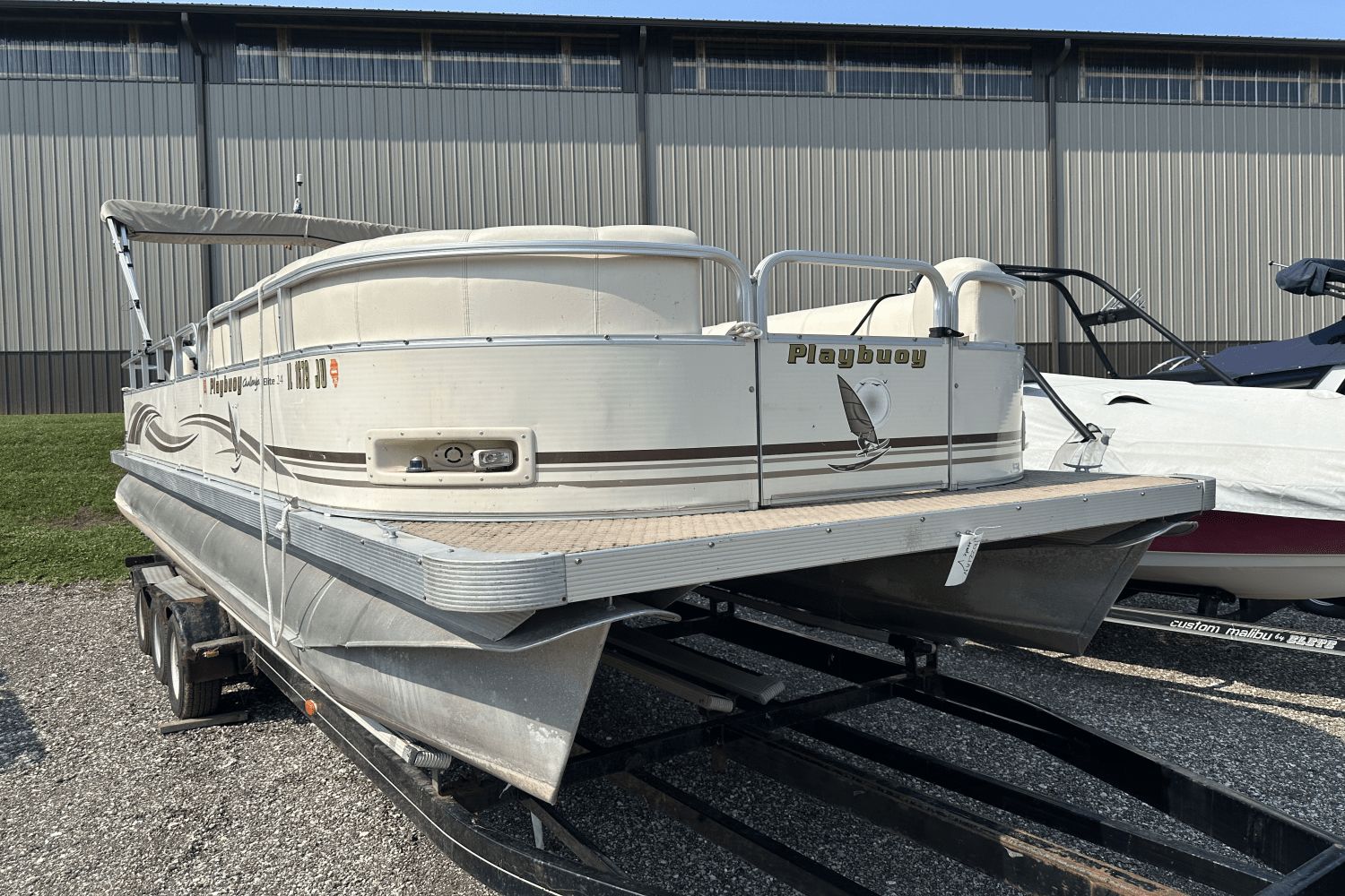 Playbuoy CHALLENGER 2424