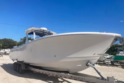 Edgewater 368CC