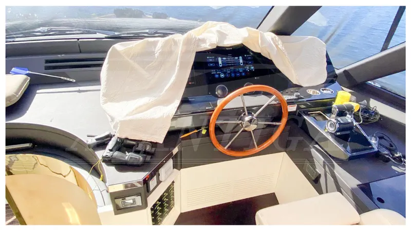  Yacht Photos Pics AZIMUT MAGELLANO 25M 2020