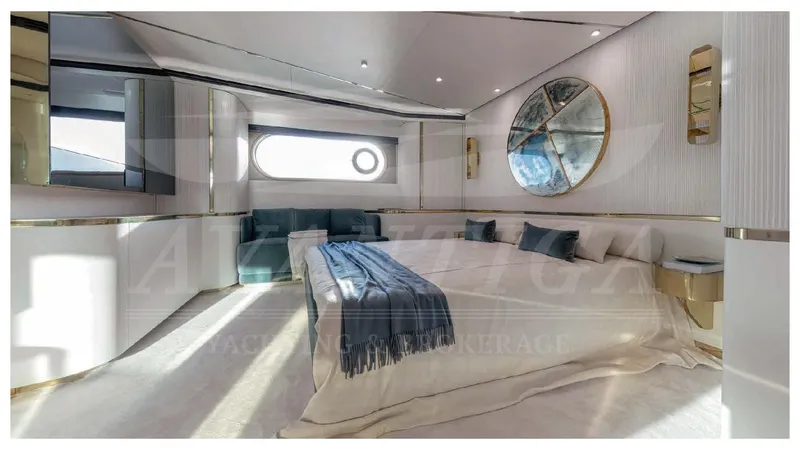  Yacht Photos Pics AZIMUT MAGELLANO 25M 2020