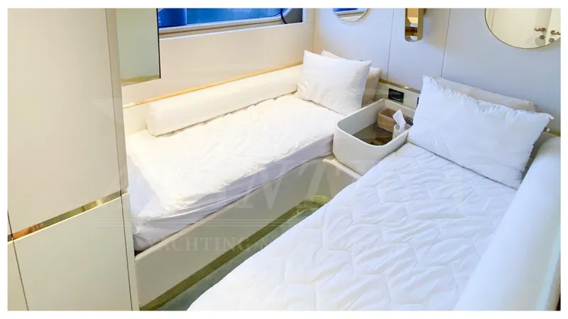  Yacht Photos Pics AZIMUT MAGELLANO 25M 2020