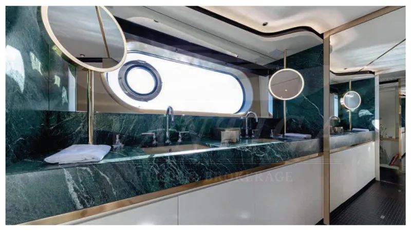  Yacht Photos Pics AZIMUT MAGELLANO 25M 2020