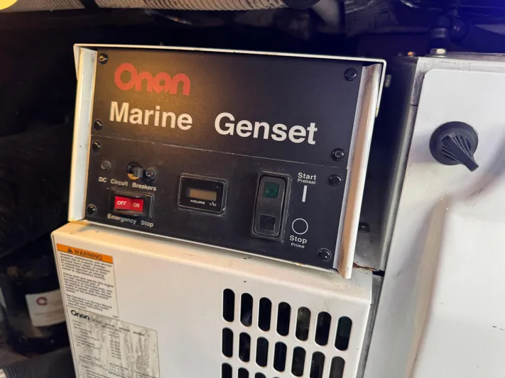 Devine Intervention Yacht Photos Pics 