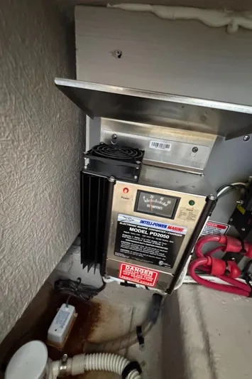 Devine Intervention Yacht Photos Pics 