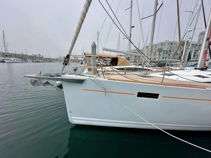 Dynemite II Yacht Photos Pics 