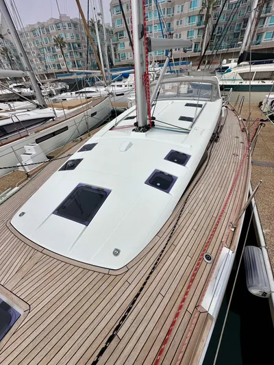 Dynemite II Yacht Photos Pics 