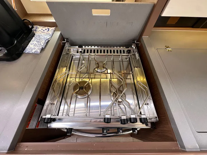 Dynemite II Yacht Photos Pics 