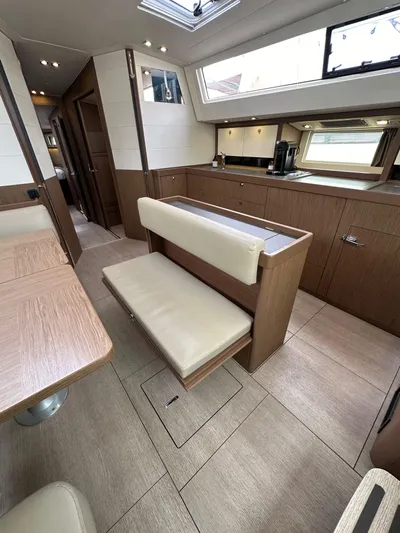 Dynemite II Yacht Photos Pics 