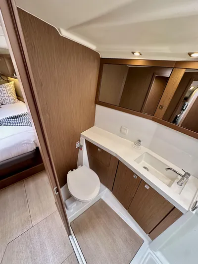 Dynemite II Yacht Photos Pics 