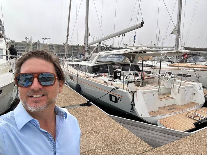 Dynemite II Yacht Photos Pics 