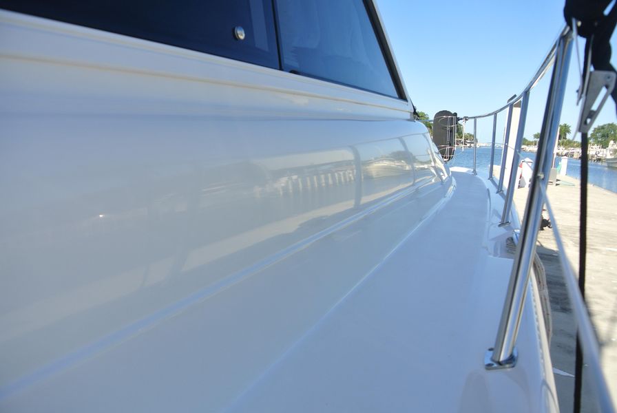 2004 Sea Ray 48 Sedan Motor Yacht