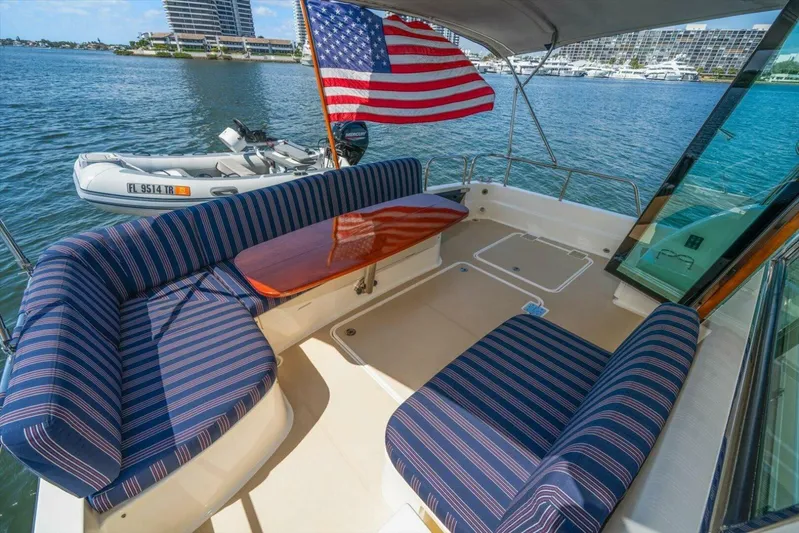 Mystic Adventure Yacht Photos Pics 2015 Sabre 48 Salon Express - Image 9