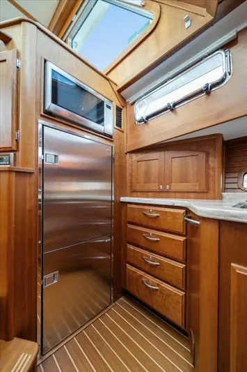 Mystic Adventure Yacht Photos Pics 2015 Sabre 48 Salon Express - Image 25