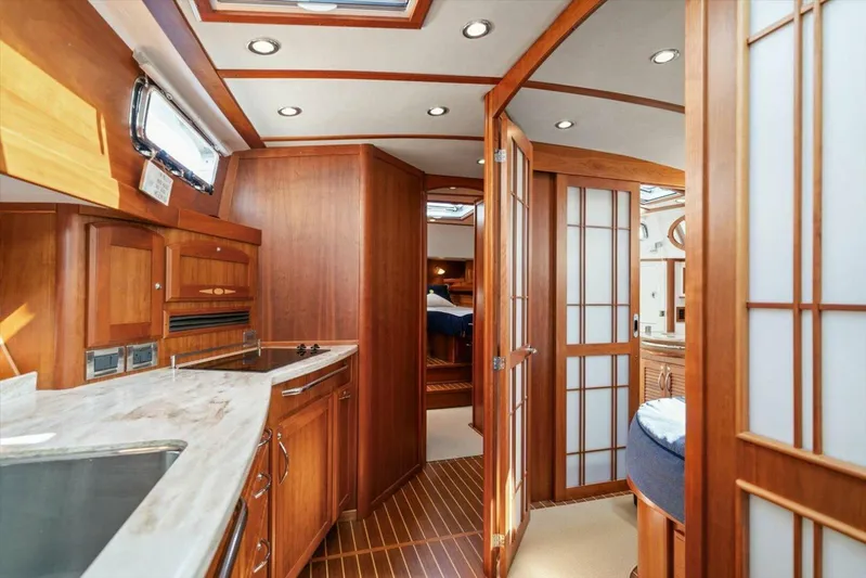 Mystic Adventure Yacht Photos Pics 2015 Sabre 48 Salon Express - Image 28