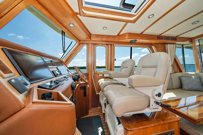 Mystic Adventure Yacht Photos Pics 2015 Sabre 48 Salon Express - Image 18