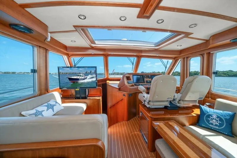 Mystic Adventure Yacht Photos Pics 2015 Sabre 48 Salon Express - Image 15