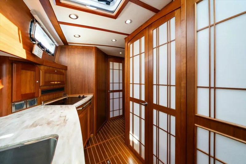 Mystic Adventure Yacht Photos Pics 2015 Sabre 48 Salon Express - Image 27