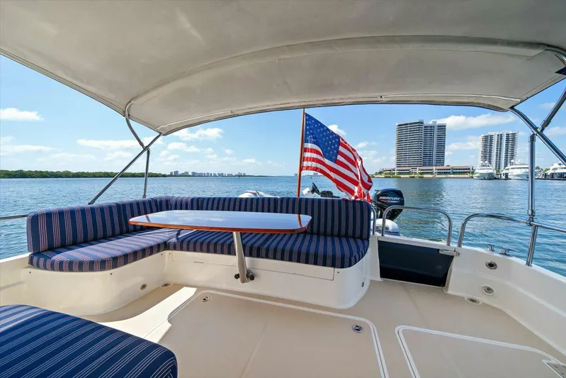 Mystic Adventure Yacht Photos Pics 2015 Sabre 48 Salon Express - Image 8