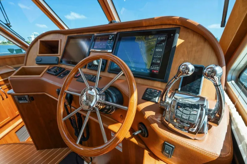 Mystic Adventure Yacht Photos Pics 2015 Sabre 48 Salon Express - Image 21