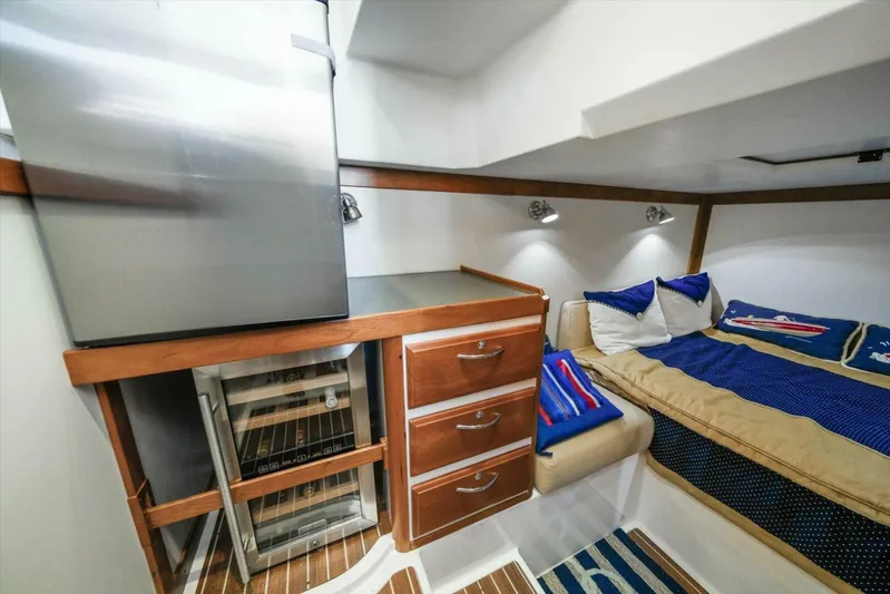 Mystic Adventure Yacht Photos Pics 2015 Sabre 48 Salon Express - Image 44