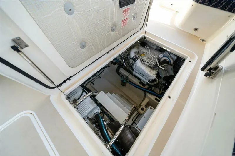 Mystic Adventure Yacht Photos Pics 2015 Sabre 48 Salon Express - Image 58