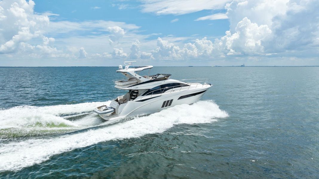 2015 Sea Ray 510 Fly