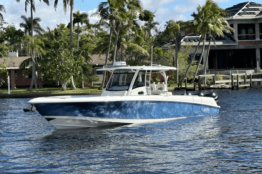 2014 Boston Whaler 350 Outrage