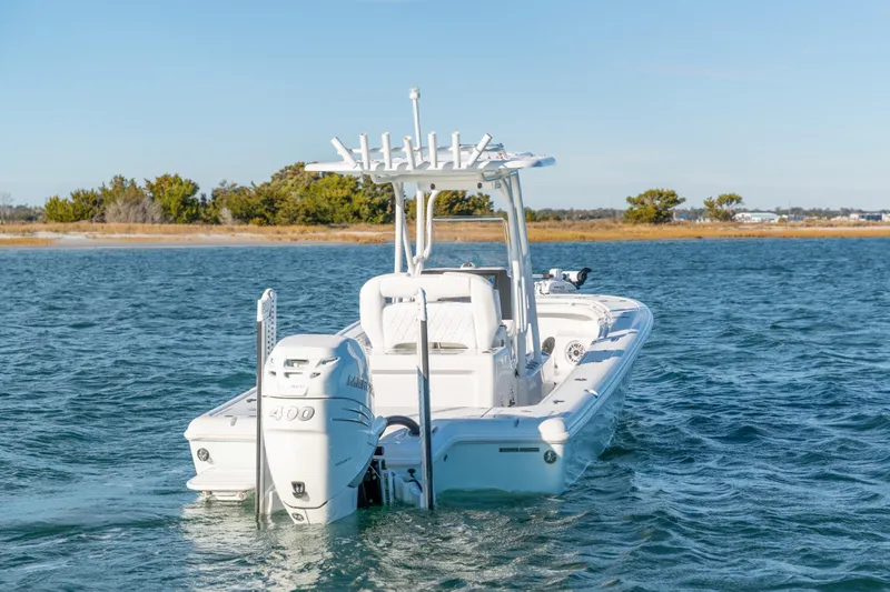  Yacht Photos Pics 2020 BARKER 26 boat on water, featuring a powerful 400 engine.