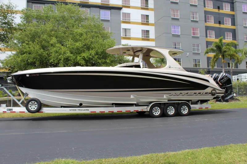 Bodacious Yacht Photos Pics 