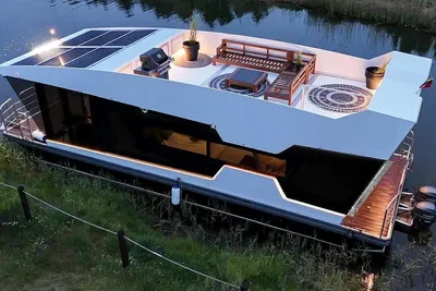 2025 Nordic Season NS 43 EVO 37 Houseboat