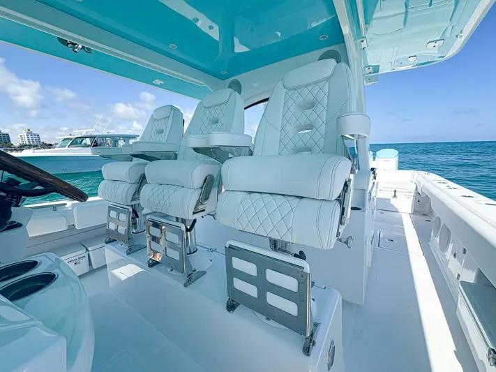  Yacht Photos Pics 2025 Hcb 53 Suenos Rxv - Image 19